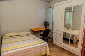 Quarto a 600m da Praia de Pajuçara
